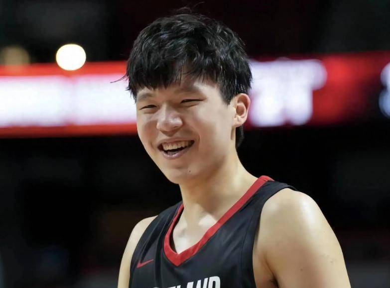 正式宣布！20岁杨瀚森再突破“天花板”，令姚明和篮坛皆哑口