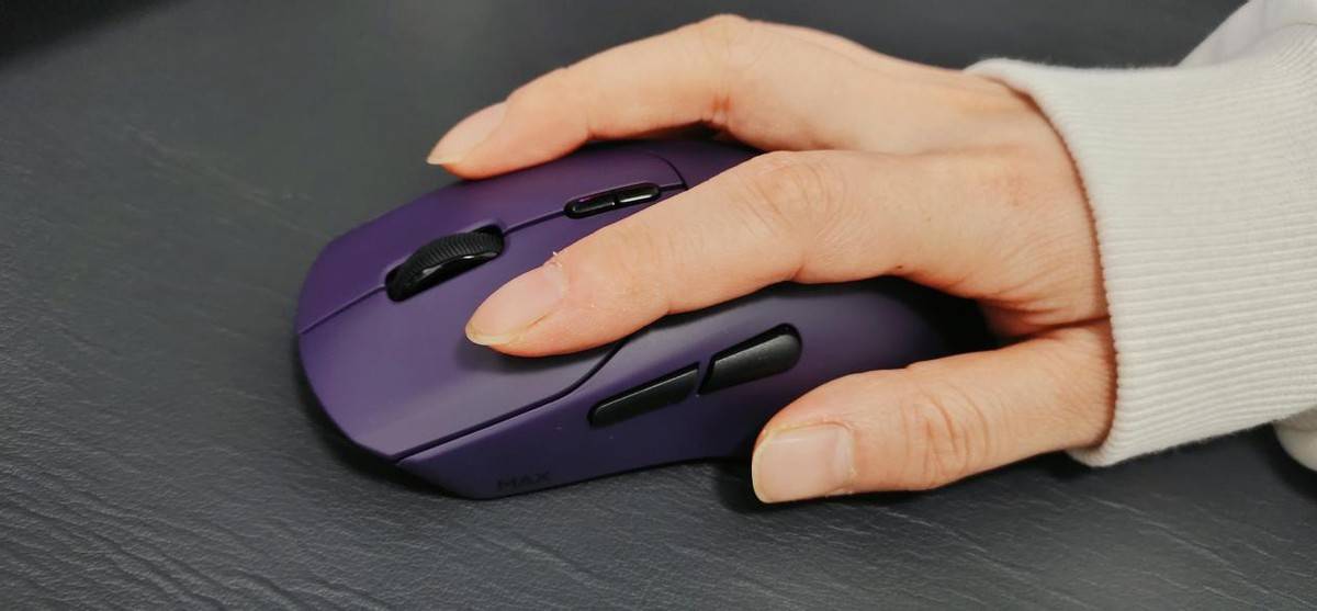 中大手电竞首选键鼠套装，续航+性能+颜值，雷柏V700DIY-98长续航版+VT9实力出圈真硬核！