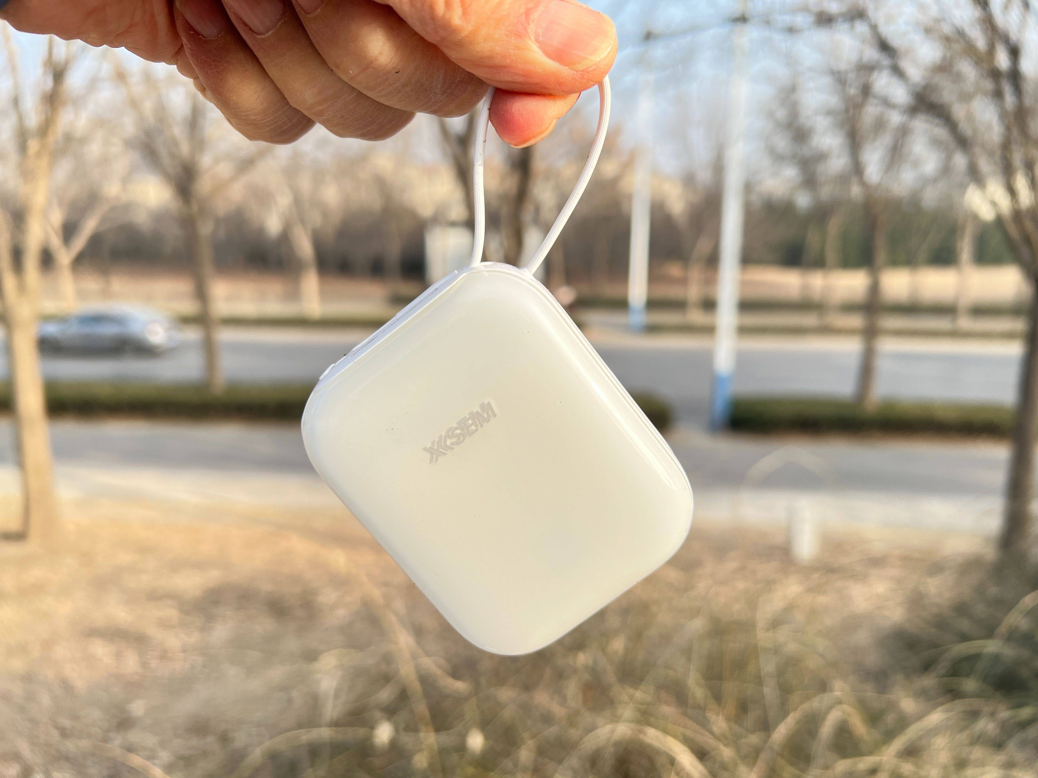 春节回家必备！更薄、更轻、更可靠丨体验西圣PB-S半固态充电宝