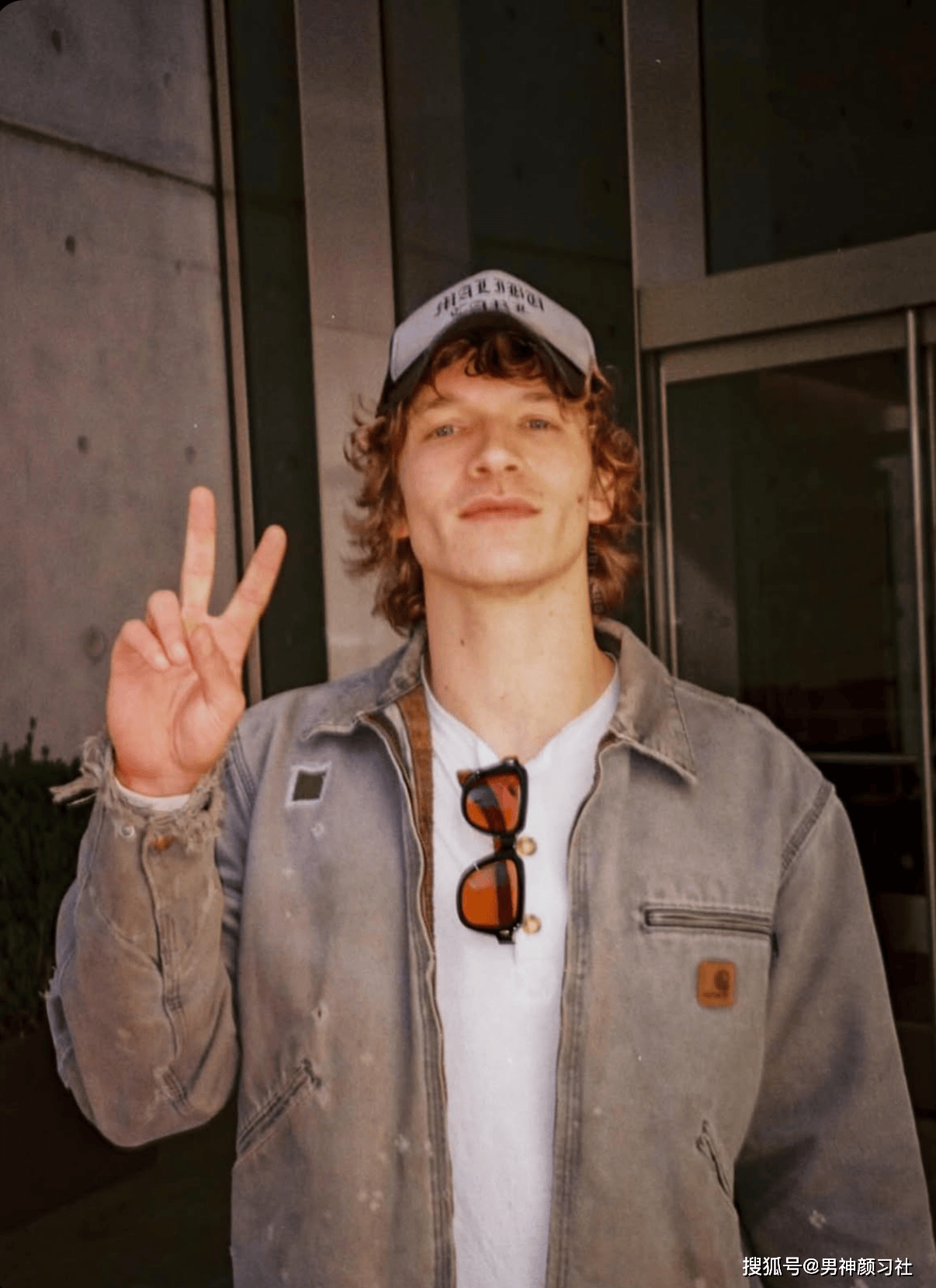 谁说硬汉不懂时尚？康纳的私服，完美诠释了“男子力”审美天花板