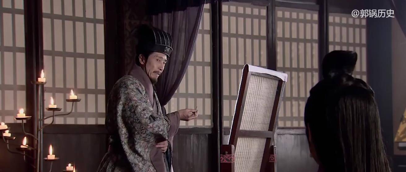 嫁给父子三人的王昭君