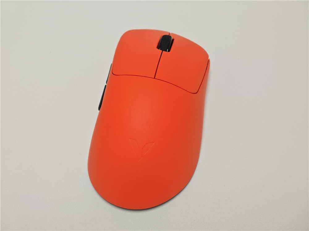 雷柏VT3s电竞鼠标：全新配色，轻量化设计，让游戏不再单调