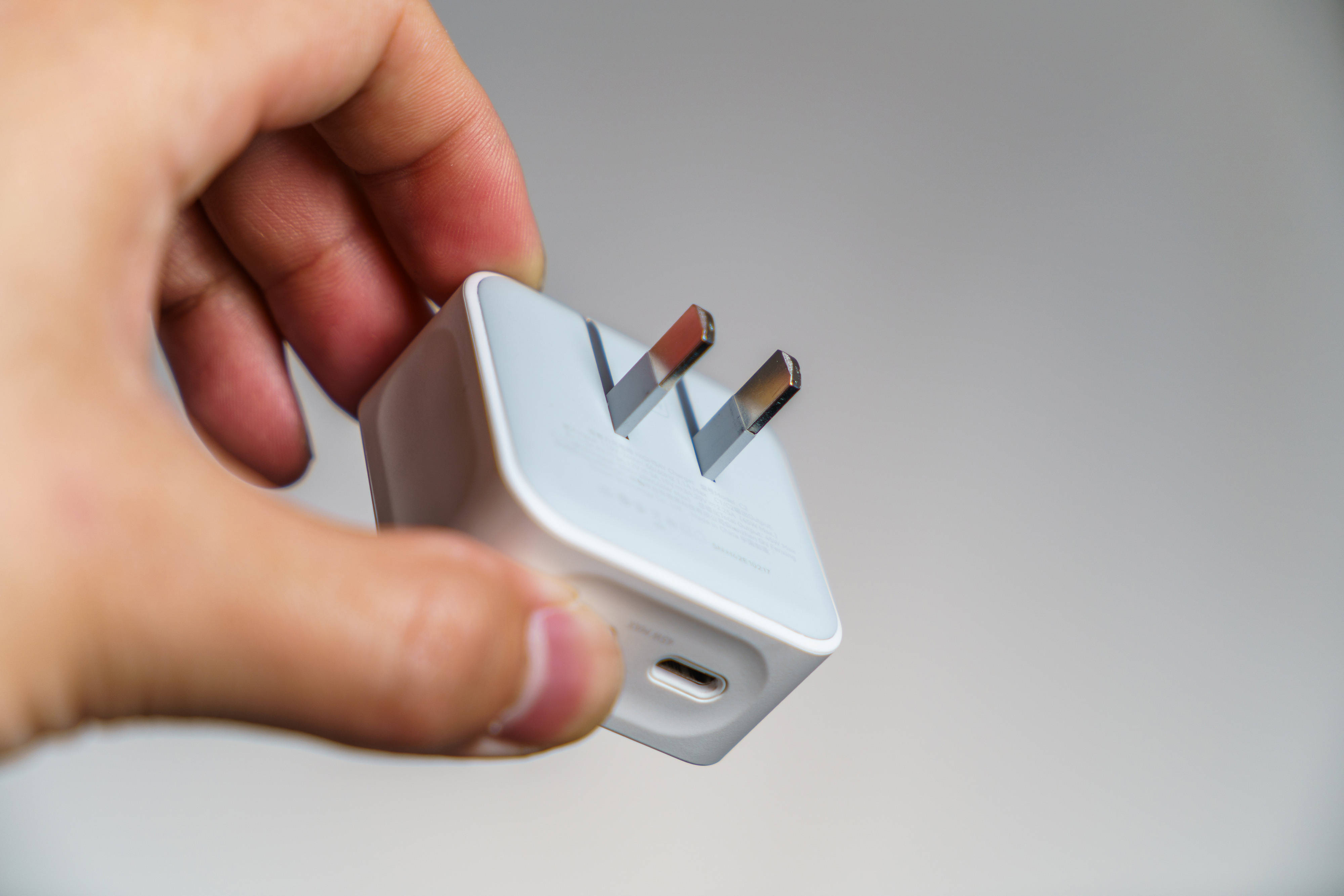 海赛力新品双C口快充抢跑-C2 45W超快充体验分享