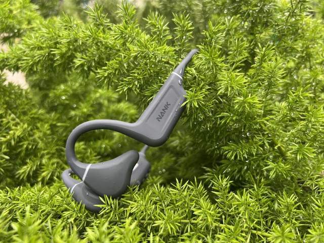 跑步戴什么耳机比较好?2026年适合跑步/游泳/运动蓝牙耳机分享