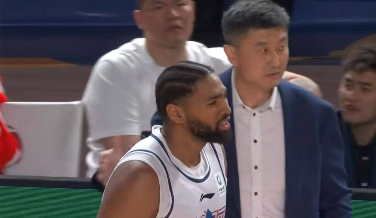 杜锋又看上一人！广东最适合的新大外援曝光，或被朱芳雨截胡？