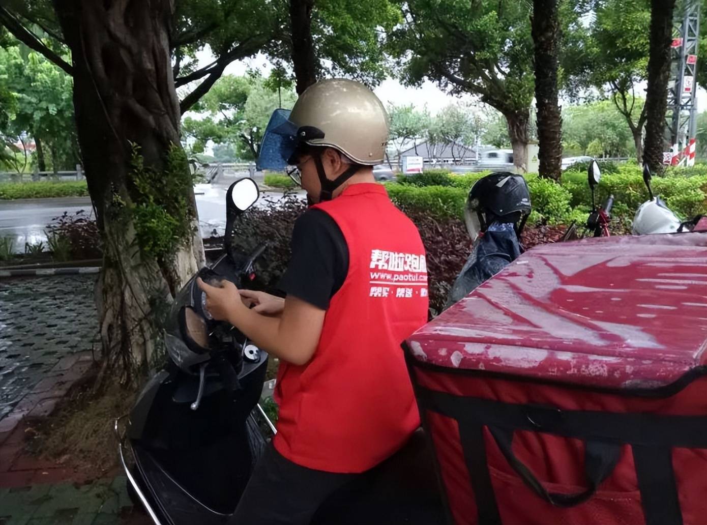 24小时专业跑腿服务	陪诊跑腿服务东城区跑腿预约挂号，办事效率高的简单介绍