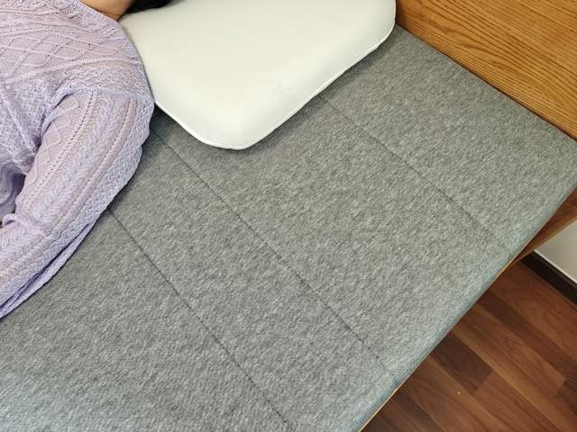 新房新体验：8H小金乌金石床垫，用矿物能量重塑黄金睡眠