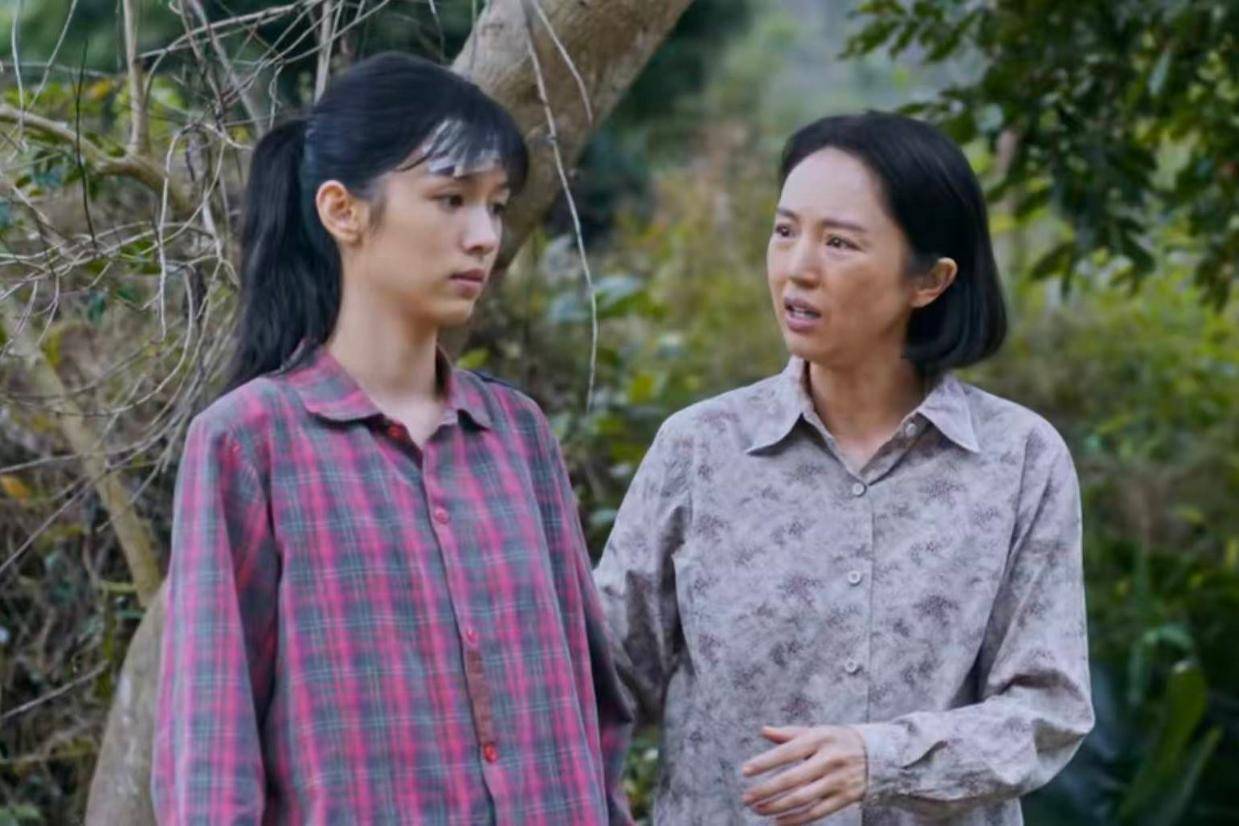 《你好1983》农村女创业、《逐玉》杀猪女打仗，偶像剧“真草根”女主何在？