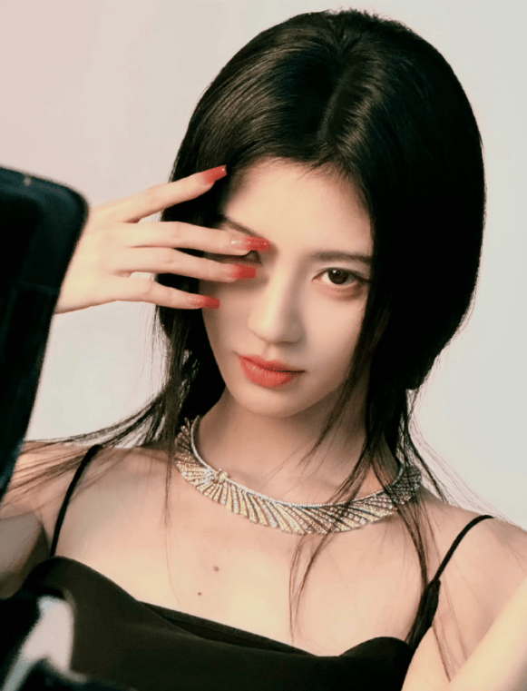 鞠婧祎被指偷税漏税？团队回应将通过官方渠道详述