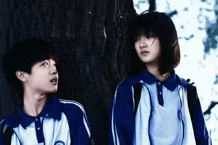 05后CP破圈引热议 《隐身的名字》终结内娱“中年装嫩”乱象