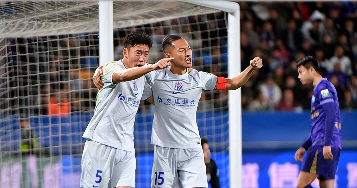 一场32揭示失意老将的真正价值，申花应重用他，国足也喜获替补奇兵