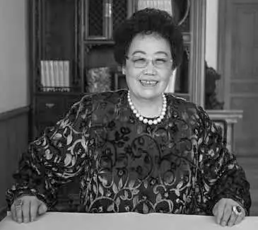 85岁商界巨擘陈丽华病逝 与“唐僧”迟重瑞婚姻成焦点