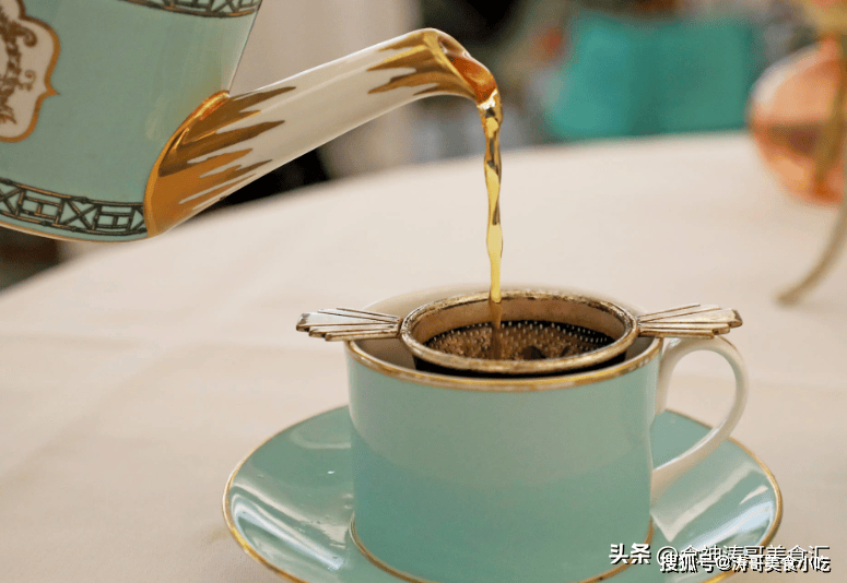 图片[2]-大量英国游客涌入我国，不吃美食也不旅游，那为啥来？ -华闻时空