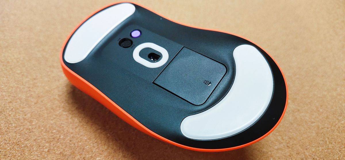 雷柏VT3s焰影橙电竞属性拉满,视觉与手感双重暴击,要不要这么猛