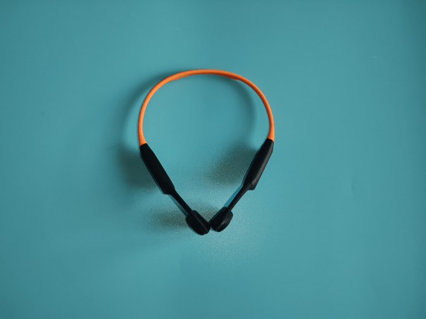 专业泳者的水下声伴-wedoking Fire 专业游泳骨传导耳机实测评测