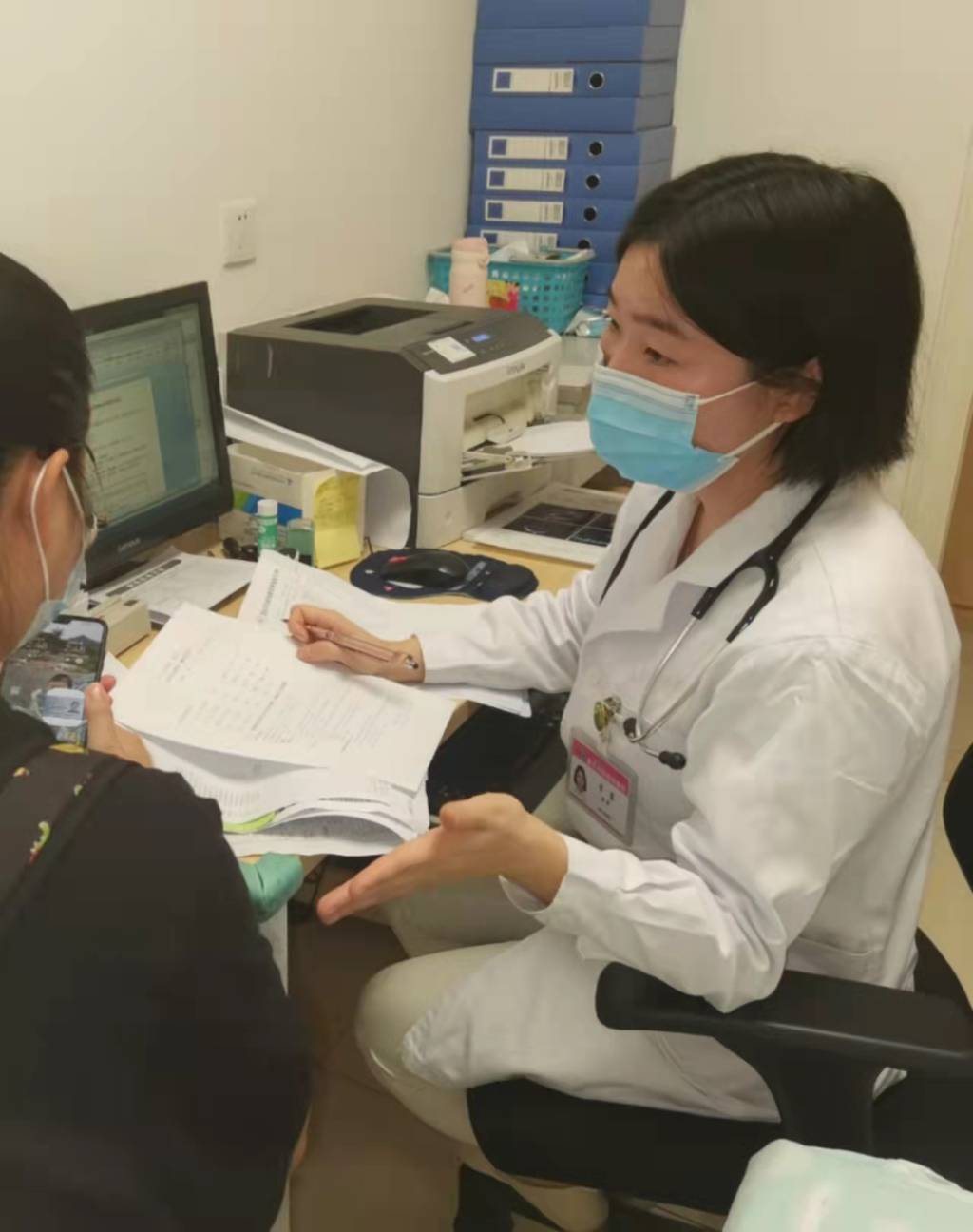 女大学生宫外孕大出血差点没命,医生：自私男友导致,分手吧！