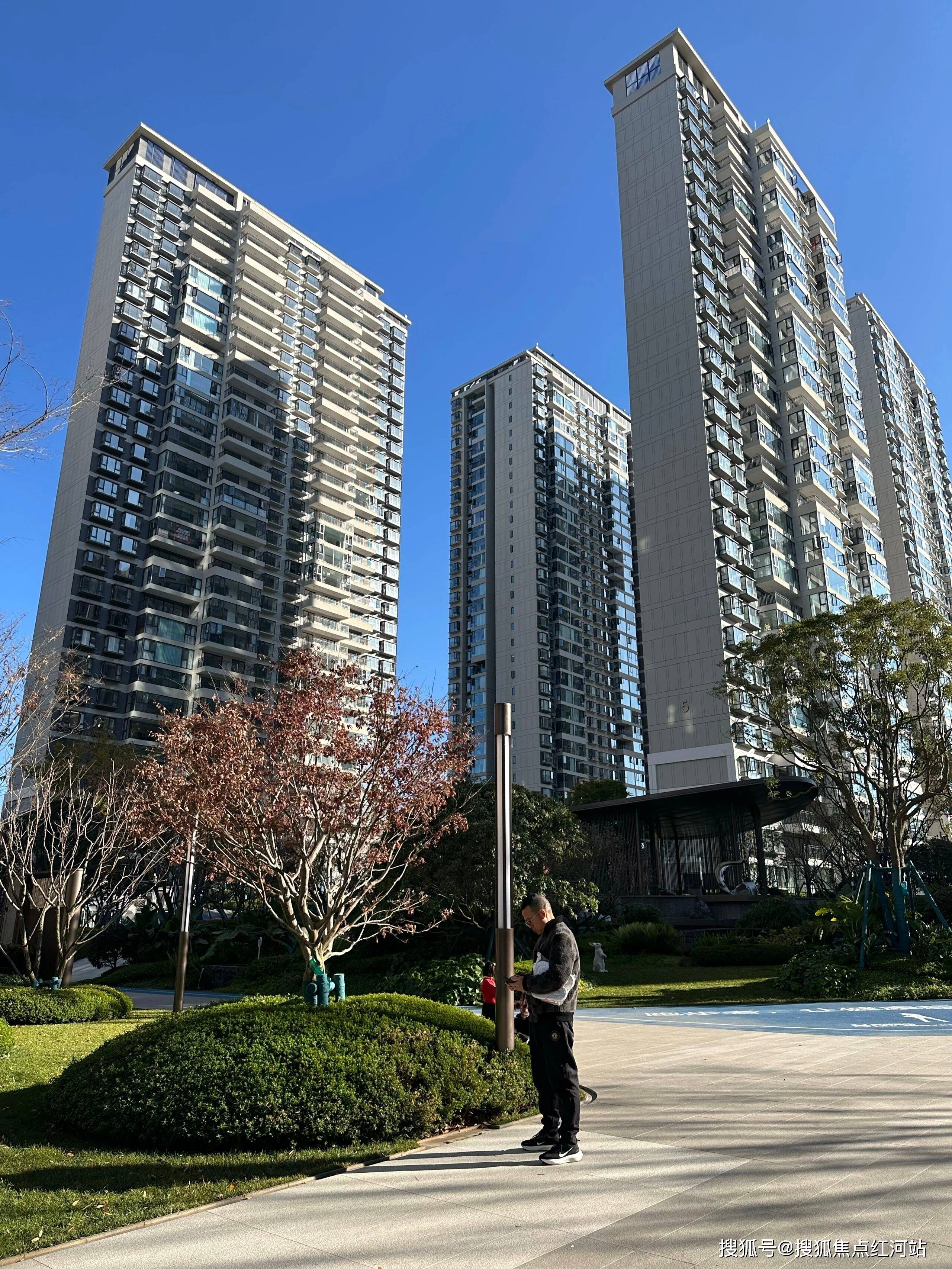 及动态|云大附小旁|实景现房|精英圈层|保利城官方售楼部直连无中介