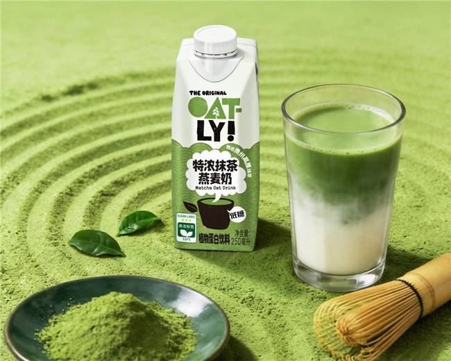 抹茶风潮持续升温，OATLY上新特浓抹茶燕麦奶 