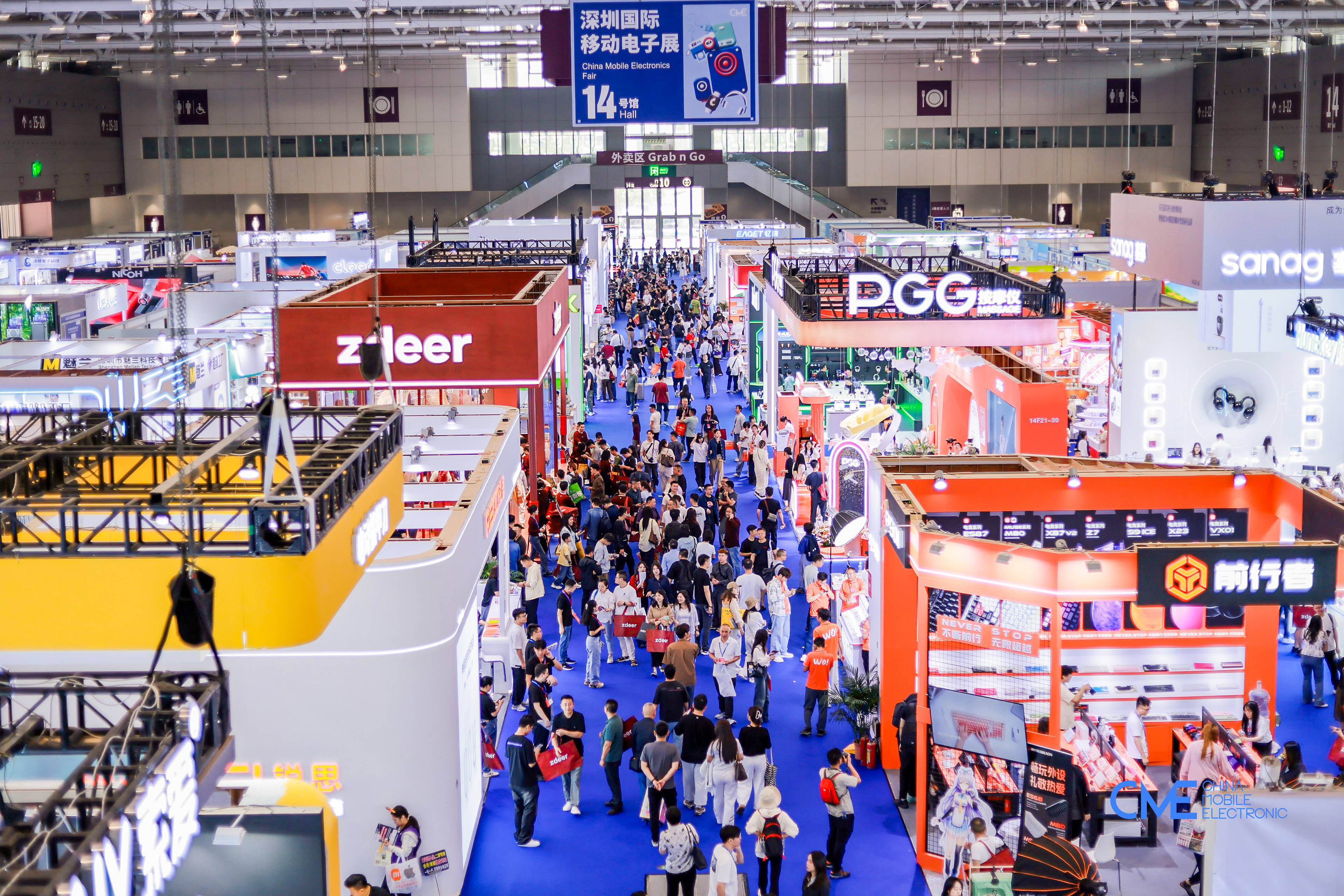 AI重塑礼业图景：第34届深圳礼品家居展智能硬件展区人气爆棚，开启礼品“智”时代(图13)