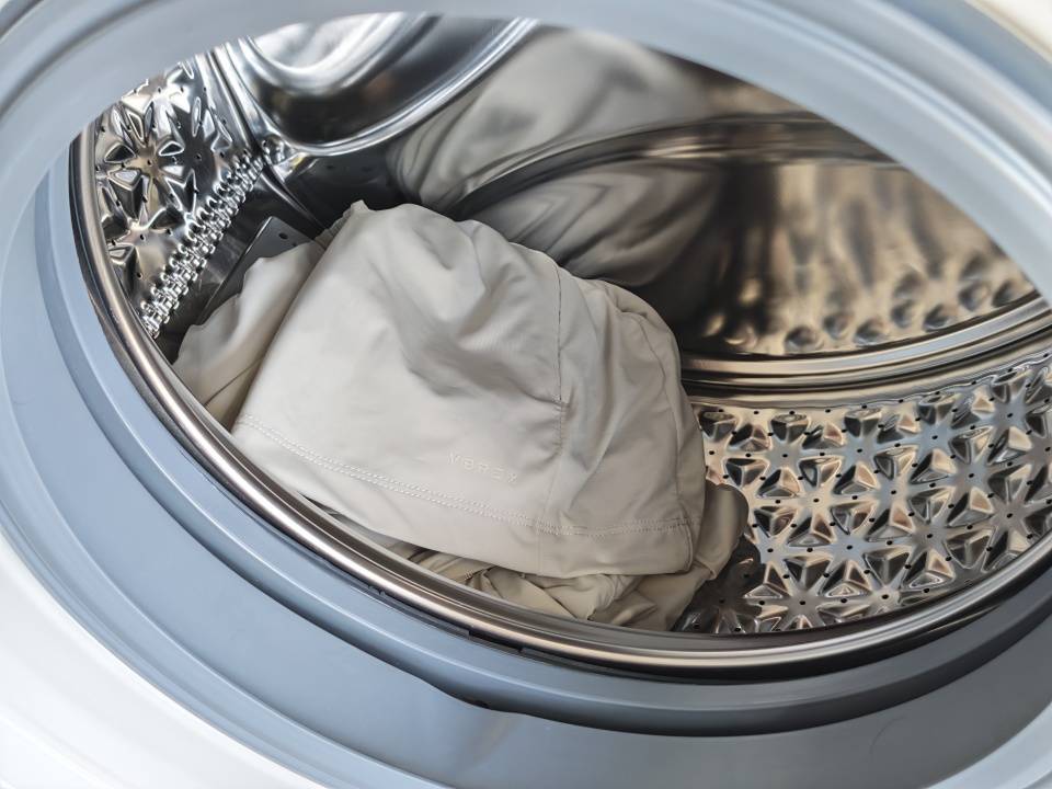 特级原纱防晒推荐：199元专业越野Vbrex防晒衣测评，UPF200+硬刚暴晒