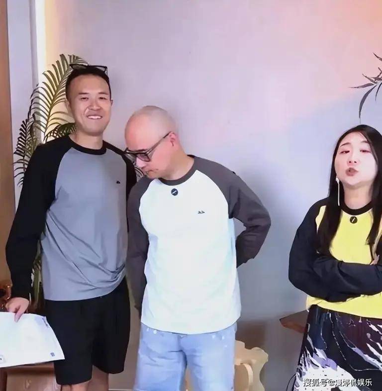 这即是离异的“反噬”！傅首尔和老公离异2年皇冠体育资讯官方，两东说念主情状天渊之隔