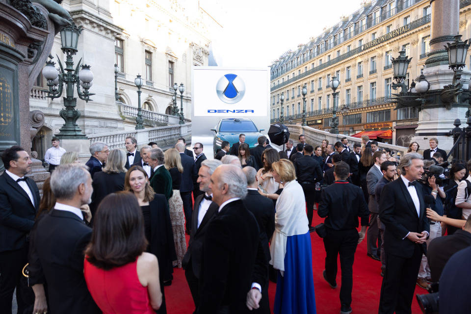 2026北京车展现场直击：比亚迪这次玩的有点大！把闪充站搬进了展馆！