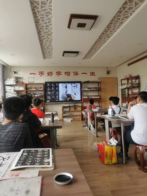 书法培训机构高效运营指南：借助小课通，告别教务繁琐，聚焦书法教学核心