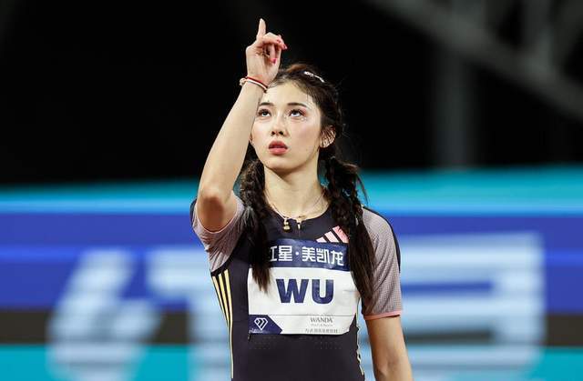 吴艳妮勇气可嘉！钻石联赛单挑八位顶级巨星，为何明知垫底也要拼