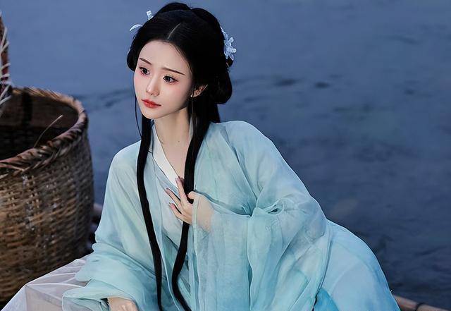 《给阿嬷的情书》年轻叶淑柔,扮演者王晓慧个人资料,小梨涡惊艳_带着_蓝鸿春_电影