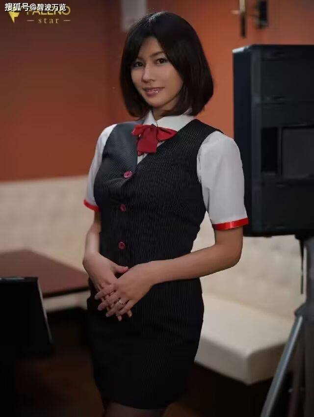 顶级萝莉+核弹身材！暗黑张韶涵“美乃雀”降临