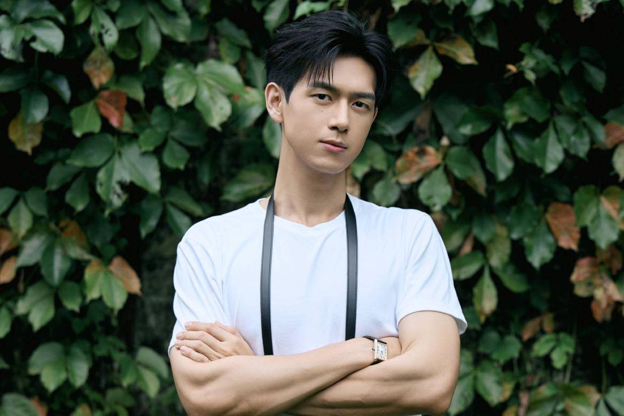 李现获世界杯开球嘉宾邀约 本人回应:使命必达