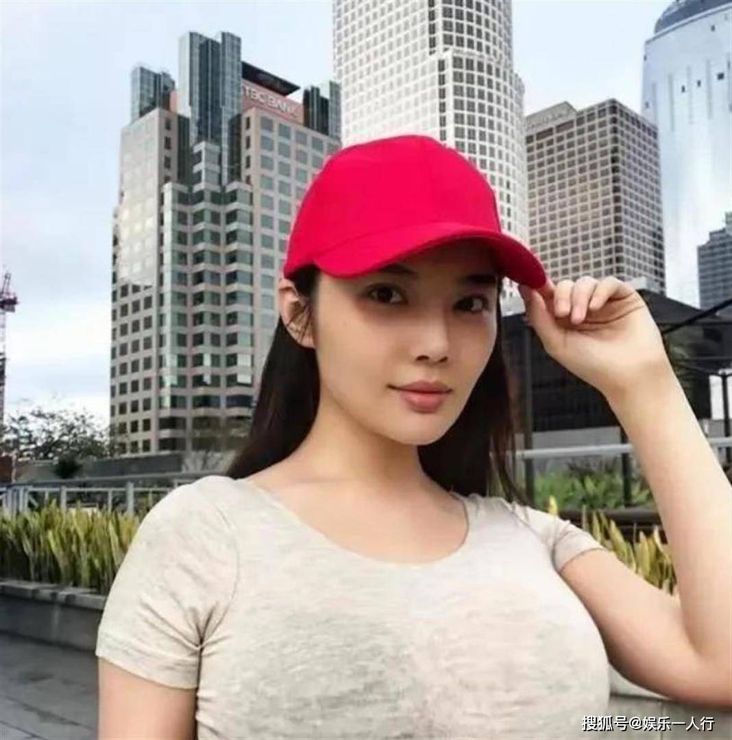 原创            50岁尹子维喜当爹：曾经把“不婚”焊进人设的港圈反派，终于栽了，而且一来就是俩