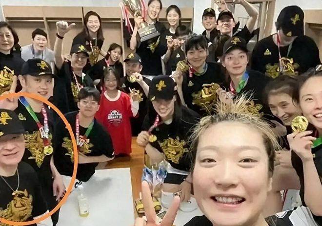 李梦摆脱 小三标签！三年情断官宣新恋情，从舆论漩涡自我救