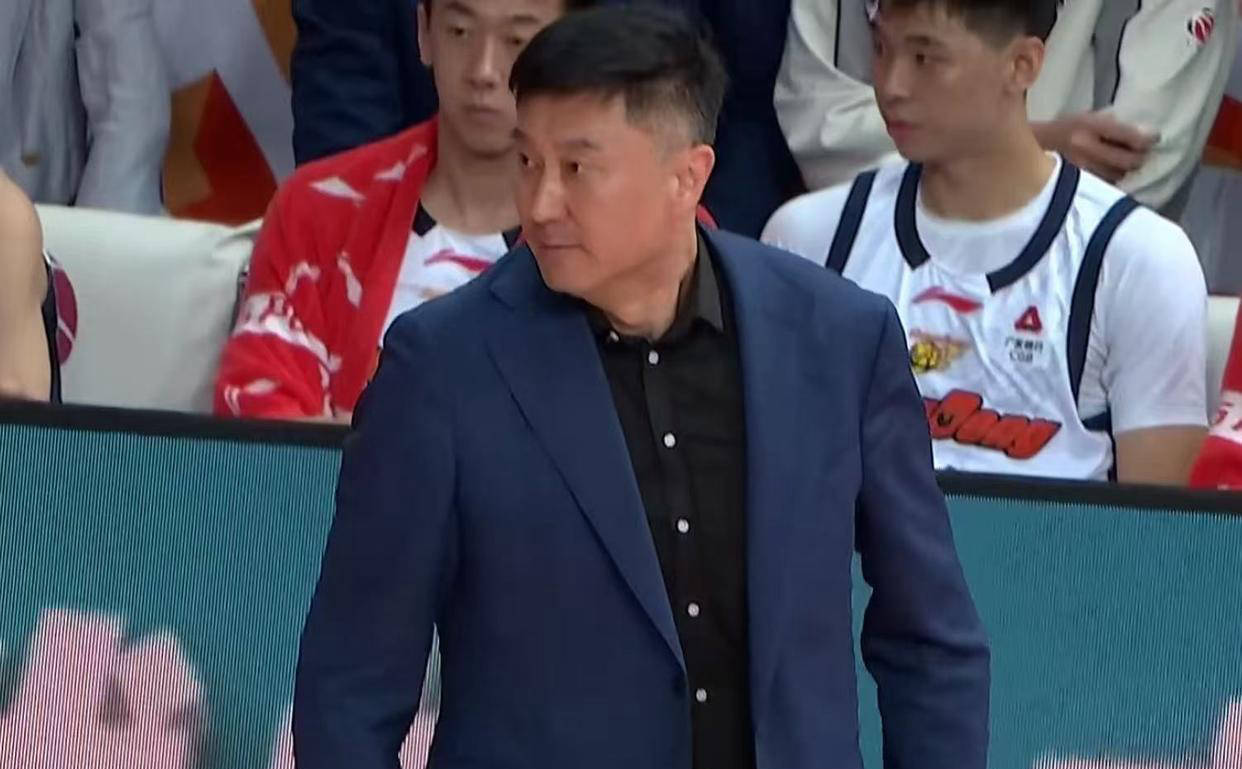 逼杜锋退位？崔永熙在国家队的巅峰之战为郭士强接管广东铺平道路