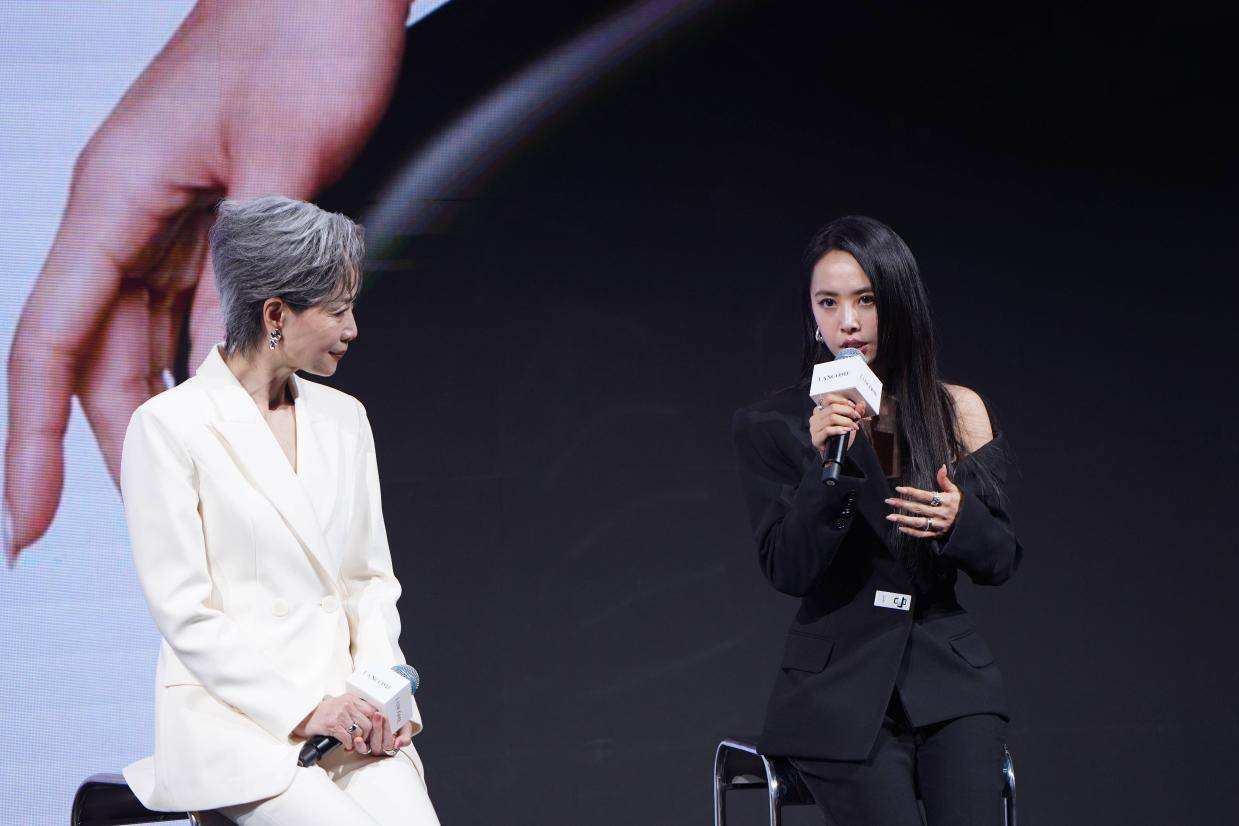蔡依林叶童同框闪耀上海 共揭肌肤逆龄秘籍