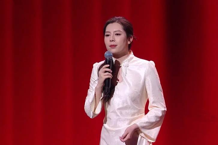 脱口秀演员唐香玉拒不道歉遭强制执行 律师警示:失信或致商演全面停滞