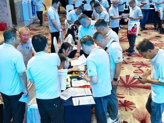 沸腾了！淮海“仲夏之约”刷屏：五新战略亮剑，这场发布会给行业打了剂“强心针”！