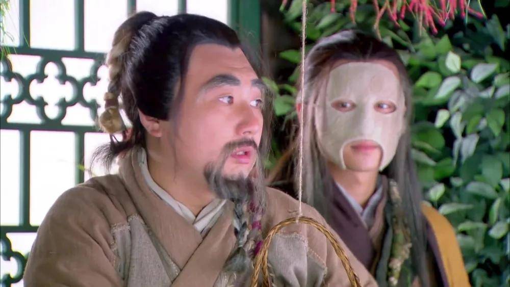 能与周伯通打成平手的,世上没几人,最多4人,2个五绝,1个准五绝,1个蒙古第一高手_实战_慕容博_杨过