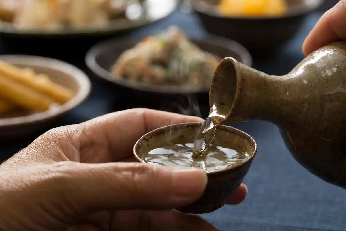 原创            研究发现：男性若长期不喝酒，用不了多久，身体或出现5大变化