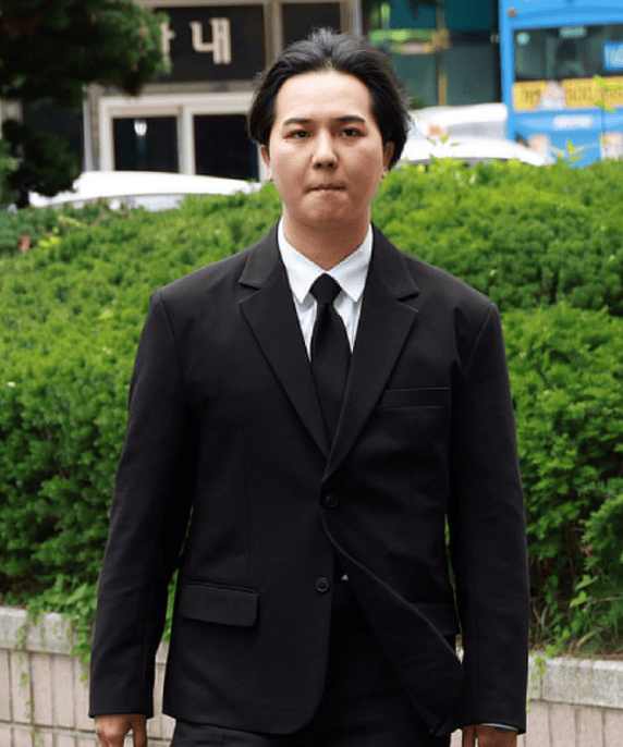 宋旻浩公审否认与A某共谋逃兵役:纯属私人情谊