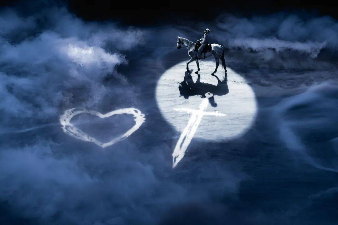 周震南2026LOVE&DESIRE巡演收官：以艺术为刃，破偏见之墙