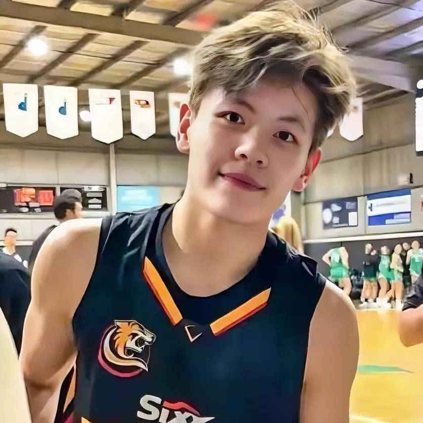 刚拿队内MVP又签WNBL 杨舒予 陈明怜的留洋梦 被一纸征召令全部打断