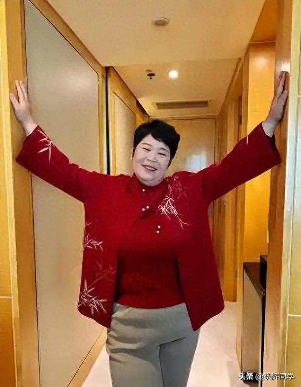 原创            人狂必有祸！爆火仅1年，51岁房主任迎噩耗，她终为无稽买了单