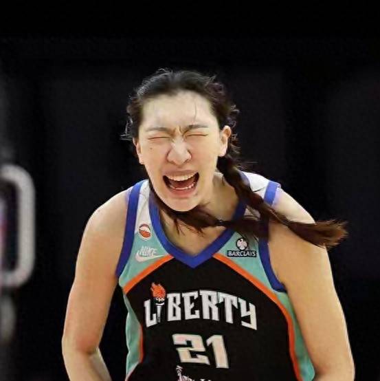 22分钟砍17+6！中国女篮26岁2米07王牌闪耀WNBA：得分力压MVP真猛