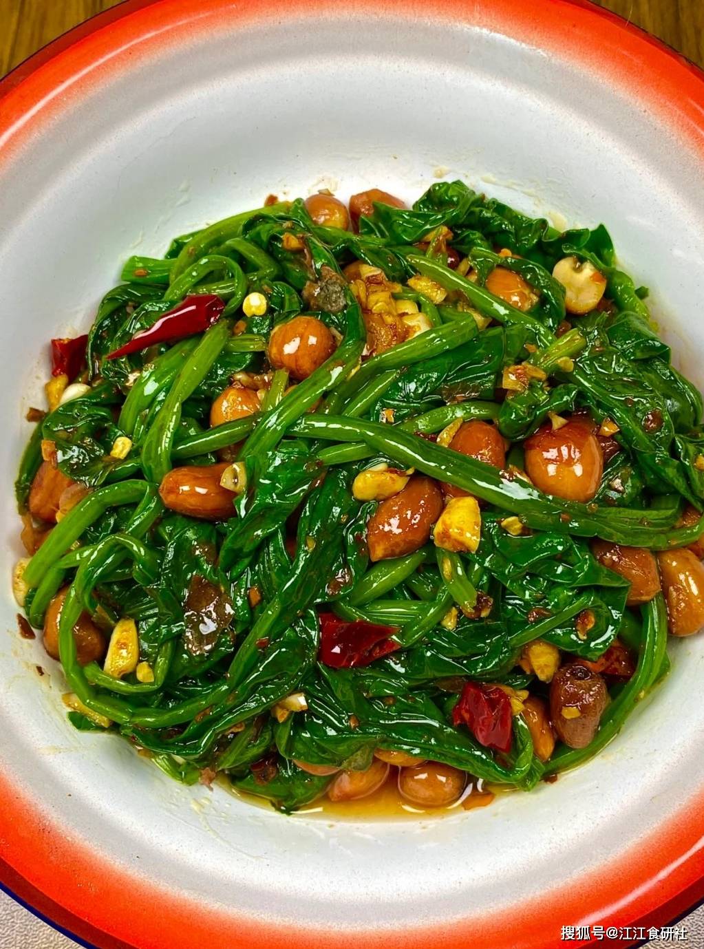 原创            越吃血管越通的3种菜！出伏后赶紧吃，降压降脂护心，错过等一年