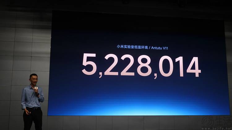 三颗玄戒芯片齐发，小米重新定义“AI生态”的边界