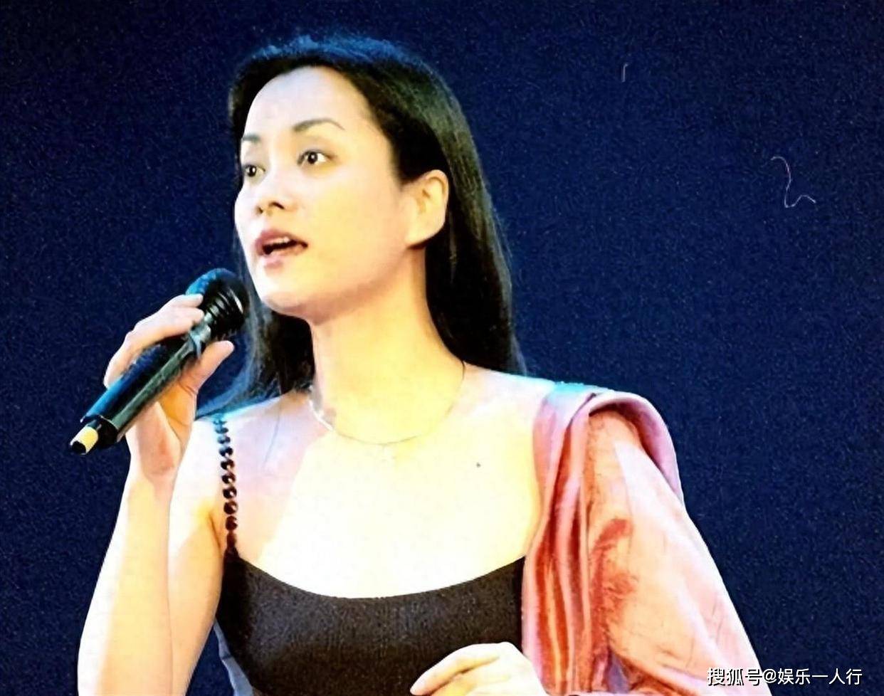 原创            260亿遗产都没能留住她，果断带女儿远赴美国，如今才明白她多么明智