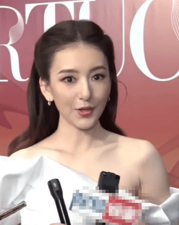 方媛盛赞郭富城身材出众 曝三胎女儿已会喊爸妈
