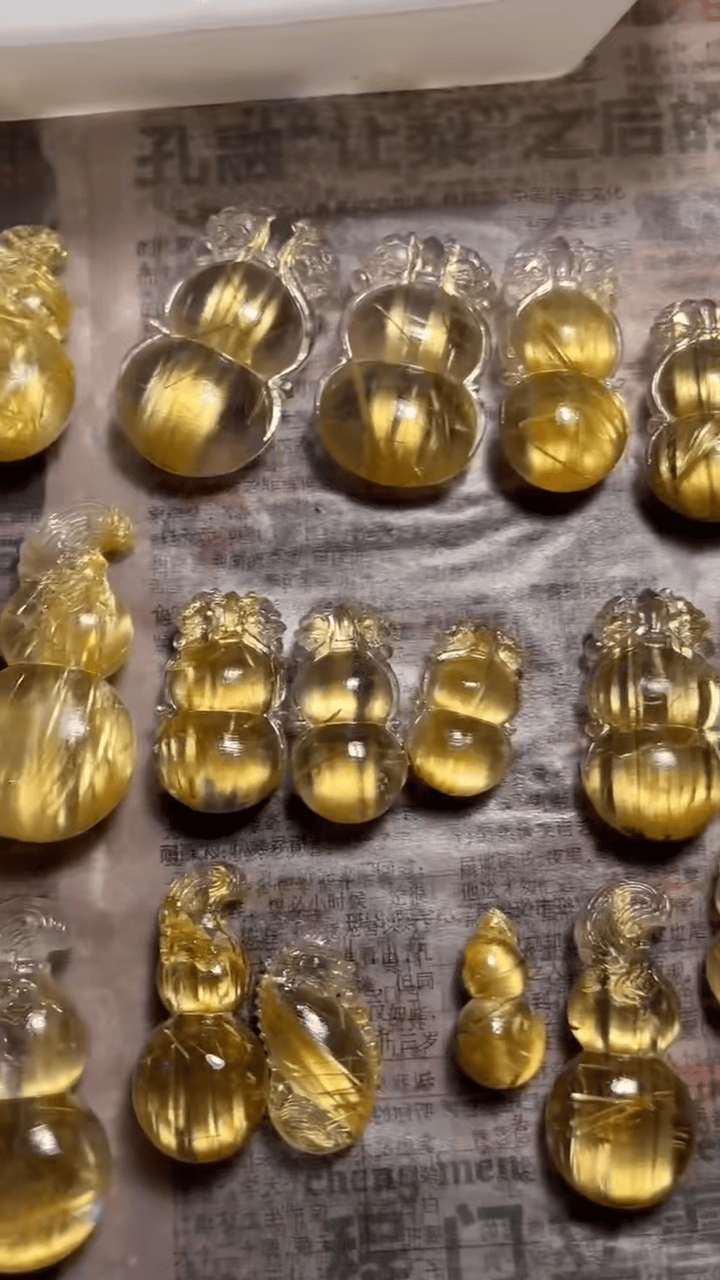 灵漠水晶是谁?东海水晶城专注金发晶、钛晶、铜发晶的精品选品服务 商业资讯 第6张 灵漠水晶是谁?东海水晶城专注金发晶、钛晶、铜发晶的精品选品服务 商业资讯 第6张