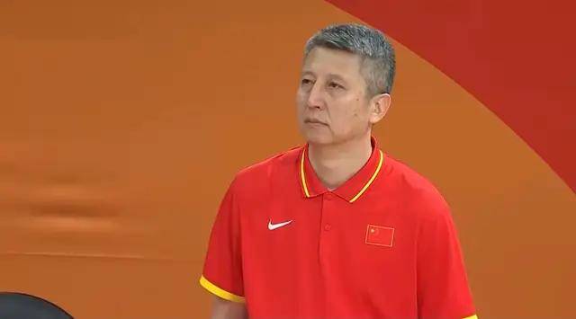 中国男篮两连胜，全队手感火热，王俊杰11+4找回状态，廖三宁23+6